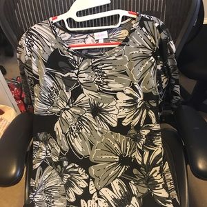Black and white floral Lularoe Gigi XLarge